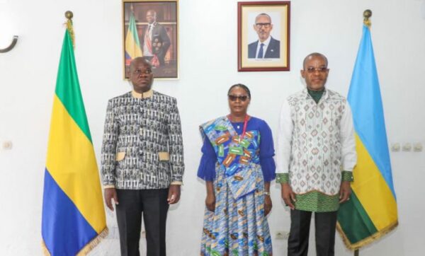 Gabon, Rwanda, Diplomatie