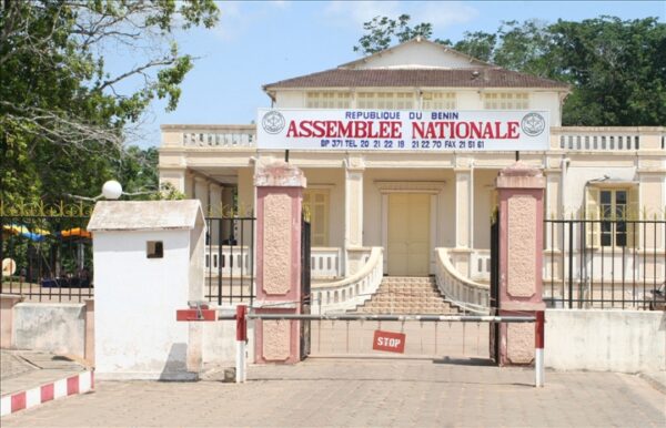 Bénin, Assemblée national, Finances publiques